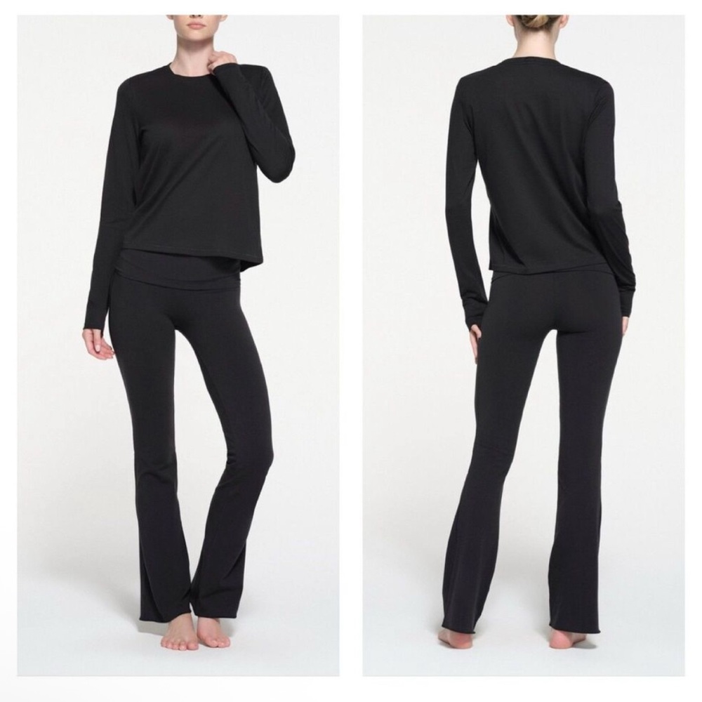 NWT SKIMS Relaxed Tees Long Sleeve T-Shirt Onyx XL
